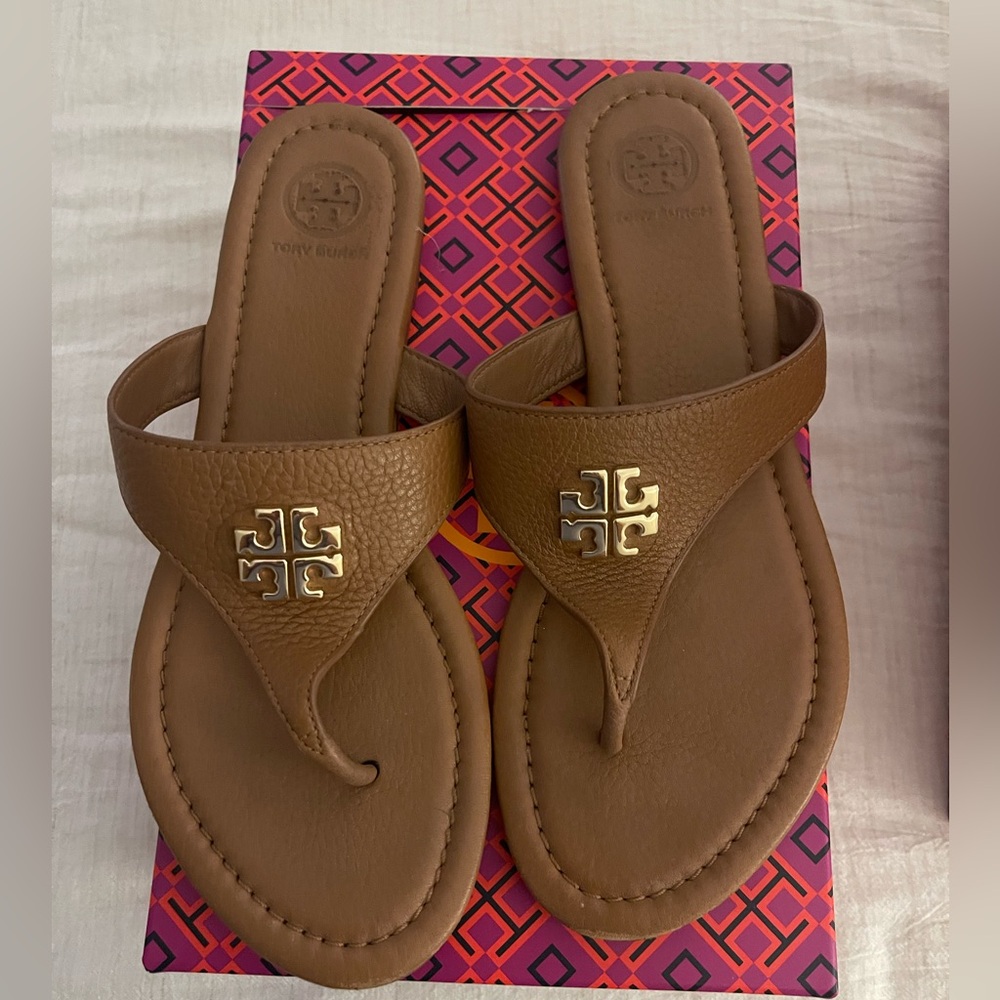 Tory Burch Jolie Flat Thong Sandal/Tumbled Leather